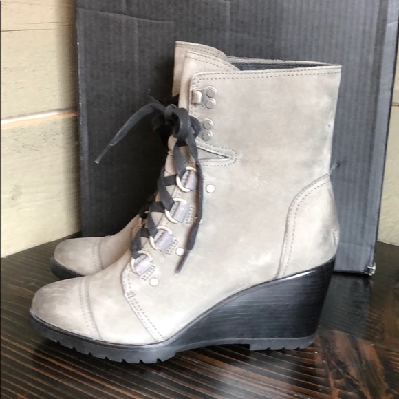 NWT Sorel After Hours lace Boot / bootie wedge - Picture 5 of 12